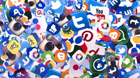 prio-social-media-icons